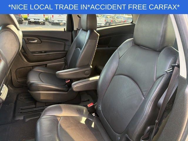 used 2011 Chevrolet Traverse car, priced at $3,500