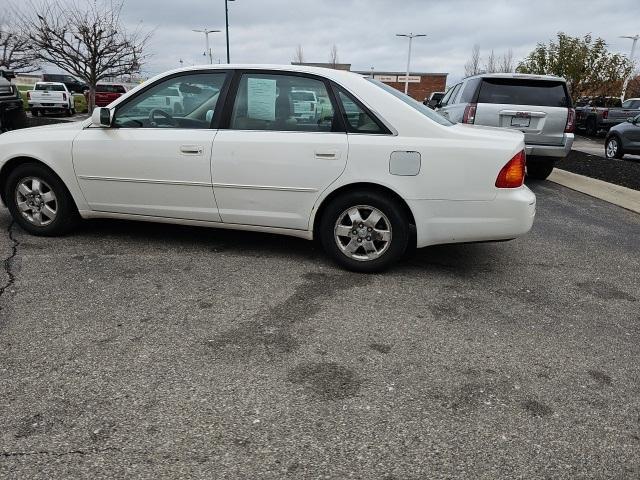 used 2000 Toyota Avalon car, priced at $3,200