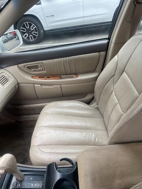 used 2000 Toyota Avalon car, priced at $4,000