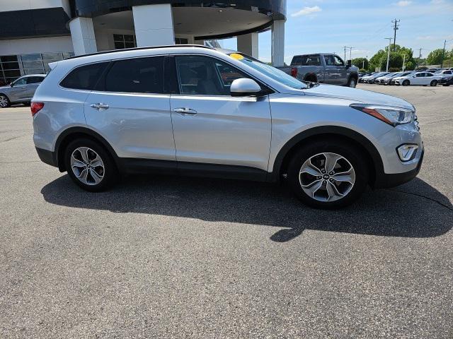 used 2016 Hyundai Santa Fe car, priced at $11,800