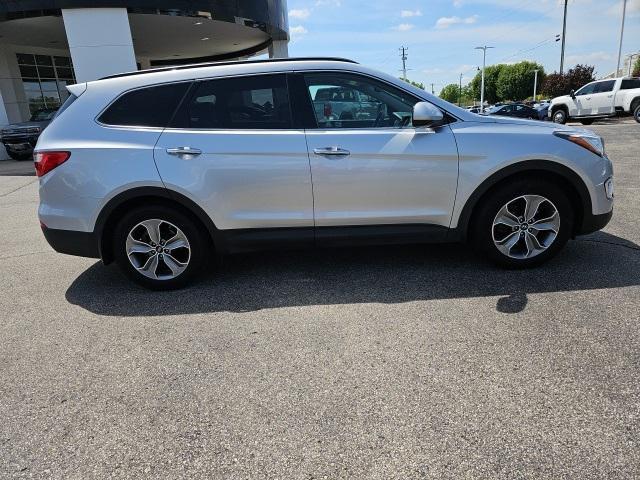 used 2016 Hyundai Santa Fe car, priced at $11,800