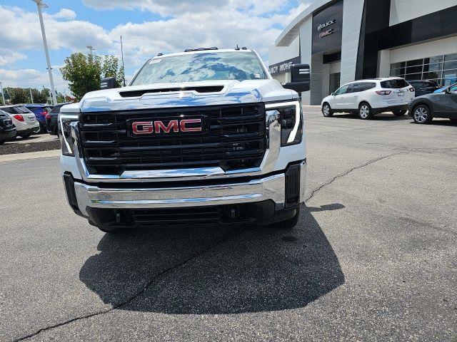 new 2024 GMC Sierra 2500 car, priced at $53,902