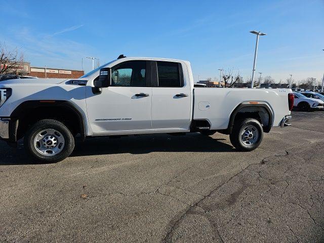 new 2025 GMC Sierra 2500 car, priced at $52,427