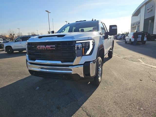 new 2025 GMC Sierra 2500 car, priced at $53,427