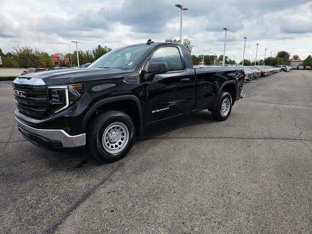 new 2025 GMC Sierra 1500 car, priced at $39,561