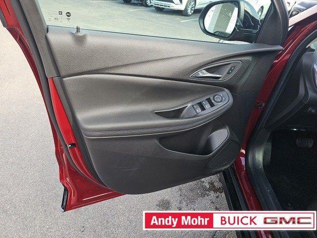 new 2025 Buick Encore GX car, priced at $22,501