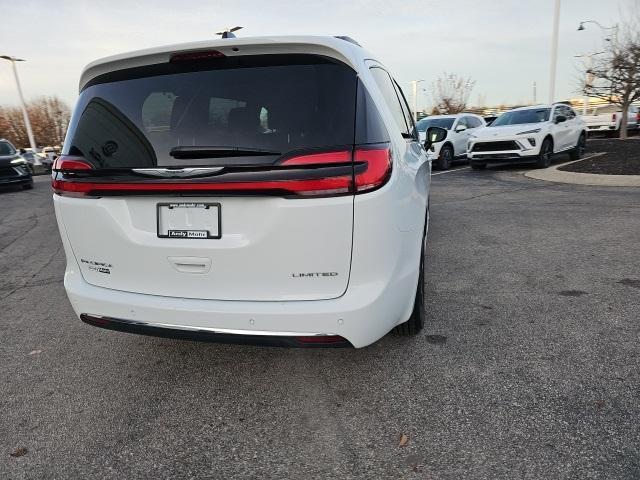 used 2023 Chrysler Pacifica car, priced at $28,950