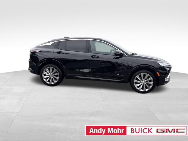 new 2025 Buick Envista car, priced at $28,576