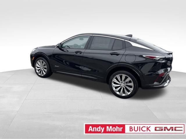 new 2025 Buick Envista car, priced at $28,576