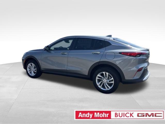 new 2025 Buick Envista car, priced at $24,874