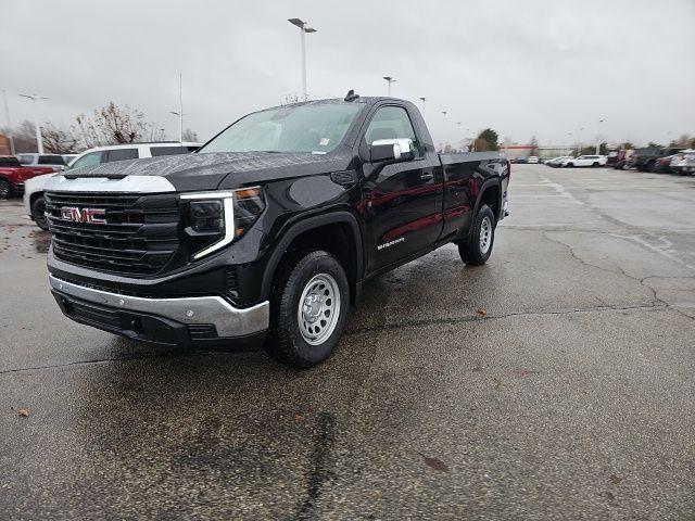 new 2025 GMC Sierra 1500 car, priced at $40,162