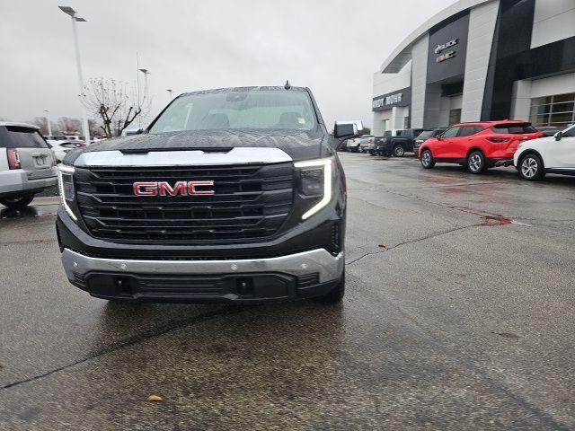 new 2025 GMC Sierra 1500 car, priced at $40,162