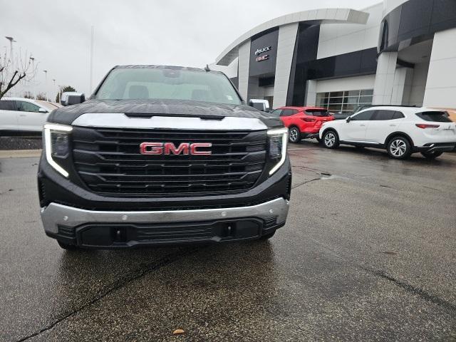 new 2025 GMC Sierra 1500 car, priced at $43,390