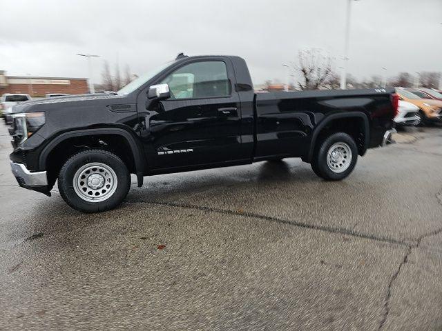 new 2025 GMC Sierra 1500 car, priced at $40,162