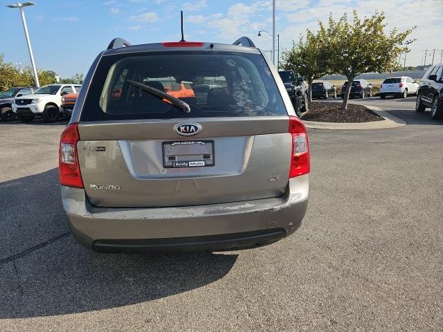 used 2009 Kia Rondo car, priced at $2,775