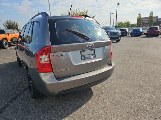 used 2009 Kia Rondo car, priced at $2,775