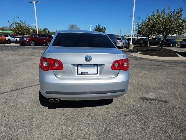 used 2005 Volkswagen Jetta car, priced at $3,275