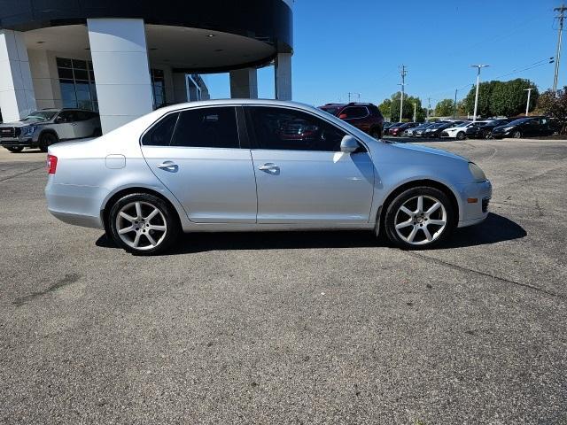 used 2005 Volkswagen Jetta car, priced at $3,275