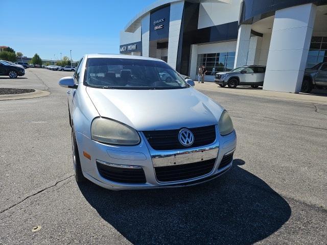 used 2005 Volkswagen Jetta car, priced at $3,275