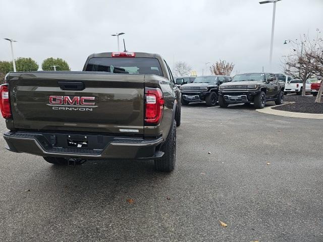 new 2024 GMC Canyon car, priced at $39,900