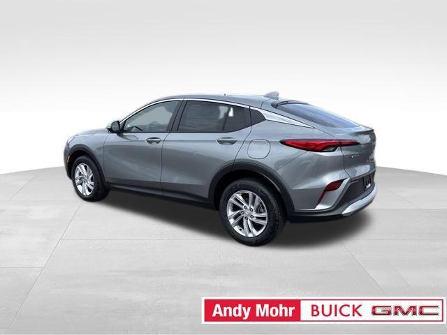 new 2025 Buick Envista car, priced at $24,072