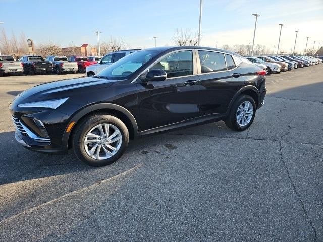 new 2025 Buick Envista car, priced at $25,795