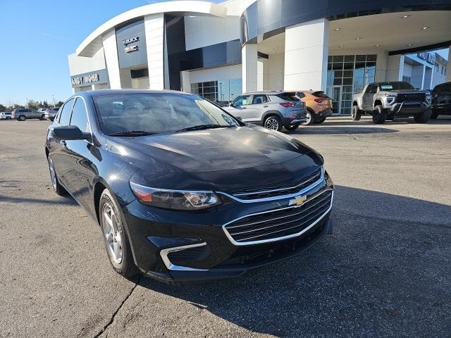 used 2017 Chevrolet Malibu car, priced at $6,450