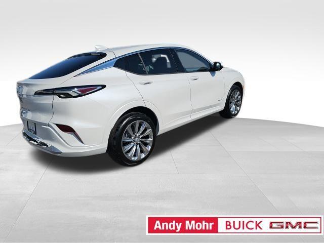new 2025 Buick Envista car, priced at $28,717