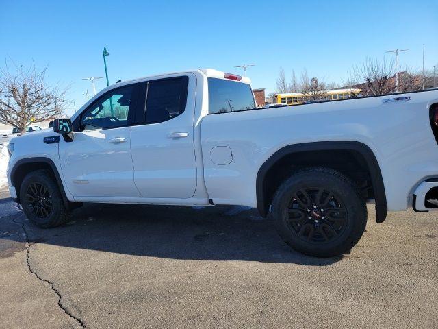 new 2025 GMC Sierra 1500 car, priced at $49,673