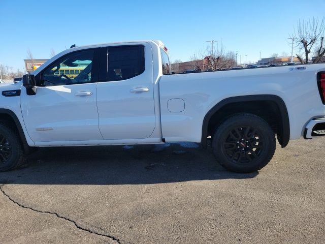 new 2025 GMC Sierra 1500 car, priced at $49,673