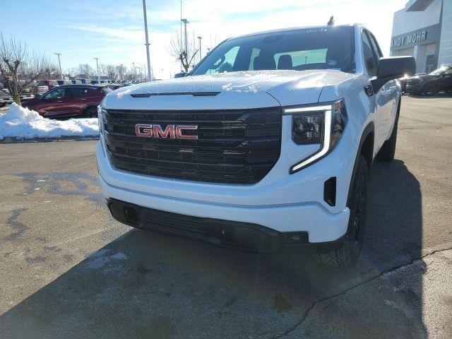 new 2025 GMC Sierra 1500 car, priced at $49,673