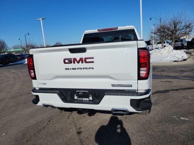 new 2025 GMC Sierra 1500 car, priced at $49,673