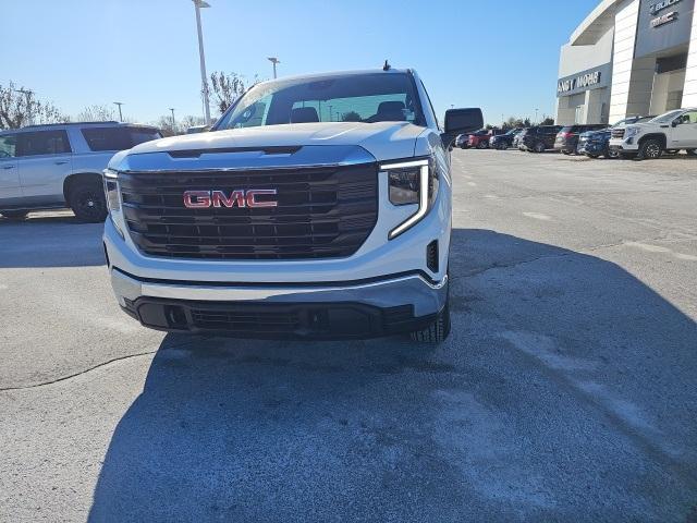 new 2025 GMC Sierra 1500 car, priced at $37,528