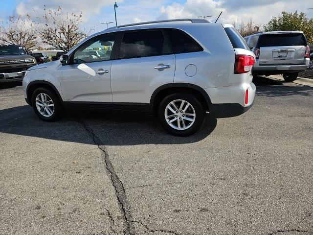 used 2015 Kia Sorento car, priced at $9,150