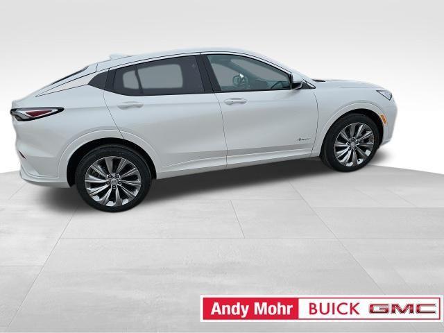 new 2025 Buick Envista car, priced at $28,406