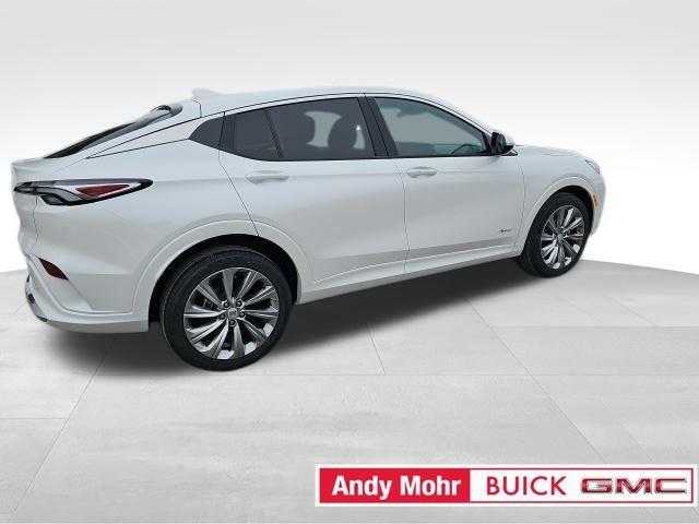 new 2025 Buick Envista car, priced at $28,406
