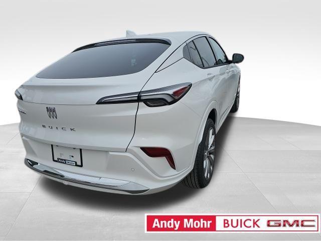 new 2025 Buick Envista car, priced at $28,406