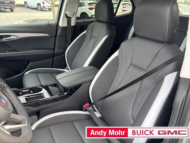 new 2025 Buick Envision car, priced at $36,864