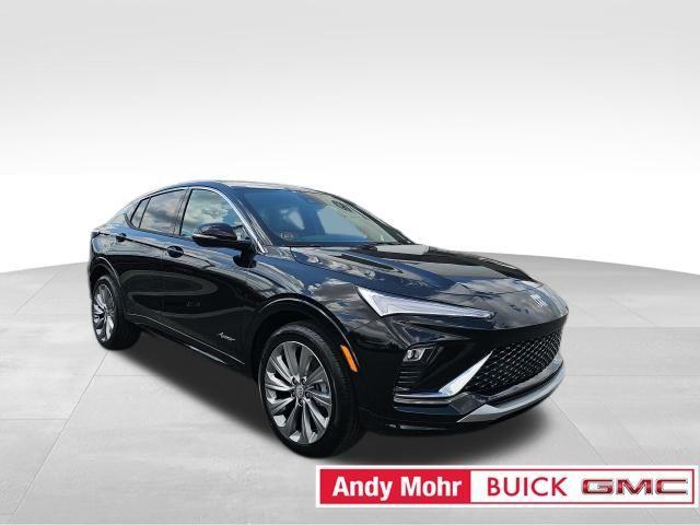 new 2025 Buick Envista car, priced at $28,177