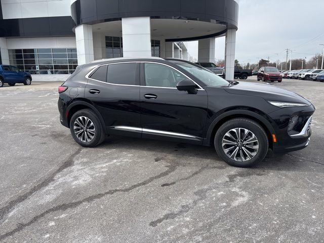 new 2025 Buick Envision car, priced at $33,766