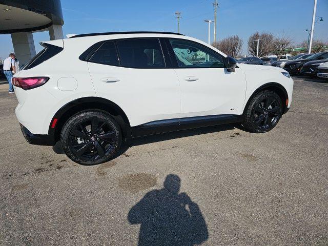 new 2025 Buick Envision car, priced at $35,532