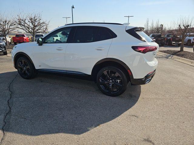 new 2025 Buick Envision car, priced at $35,532