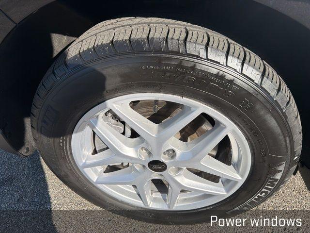 used 2023 Ford Edge car, priced at $26,350