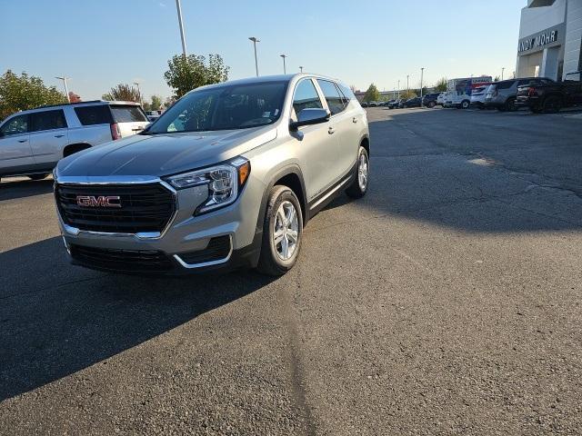 new 2024 GMC Terrain car, priced at $25,928