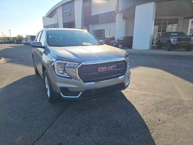 new 2024 GMC Terrain car, priced at $25,928