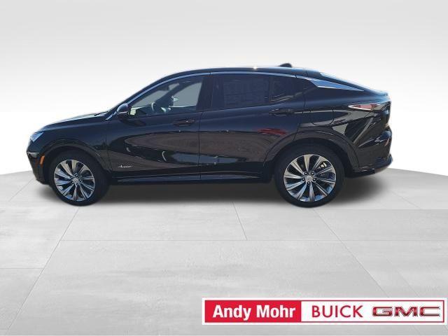new 2025 Buick Envista car, priced at $28,177