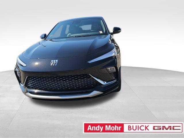 new 2025 Buick Envista car, priced at $28,177