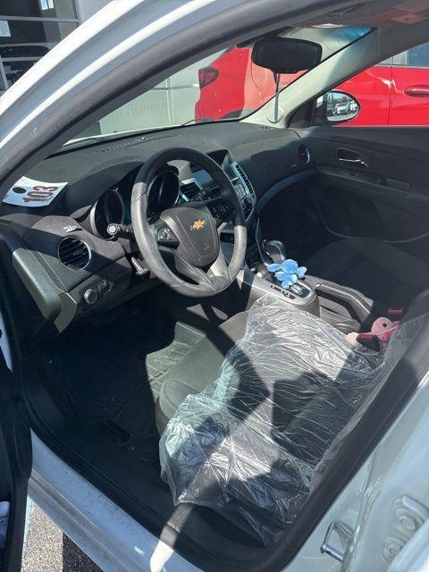 used 2016 Chevrolet Cruze Limited car, priced at $9,555