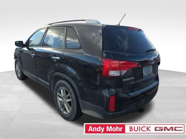 used 2015 Kia Sorento car, priced at $1,500