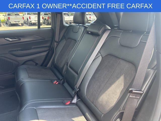 used 2023 Jeep Grand Cherokee car, priced at $32,900